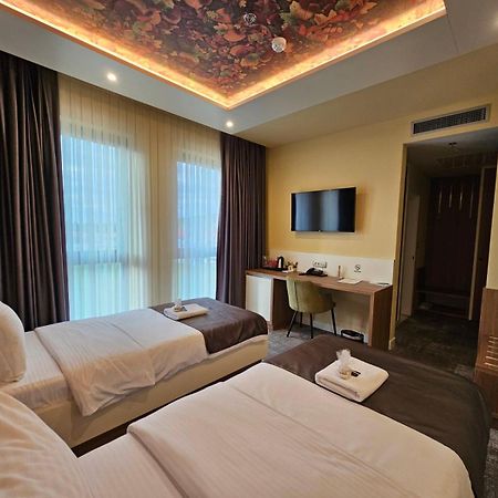 Hotel Etna Gracanica  المظهر الخارجي الصورة