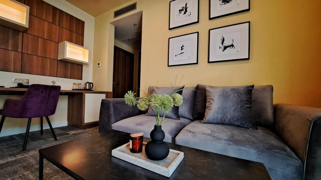 Hotel Etna Gracanica  المظهر الخارجي الصورة