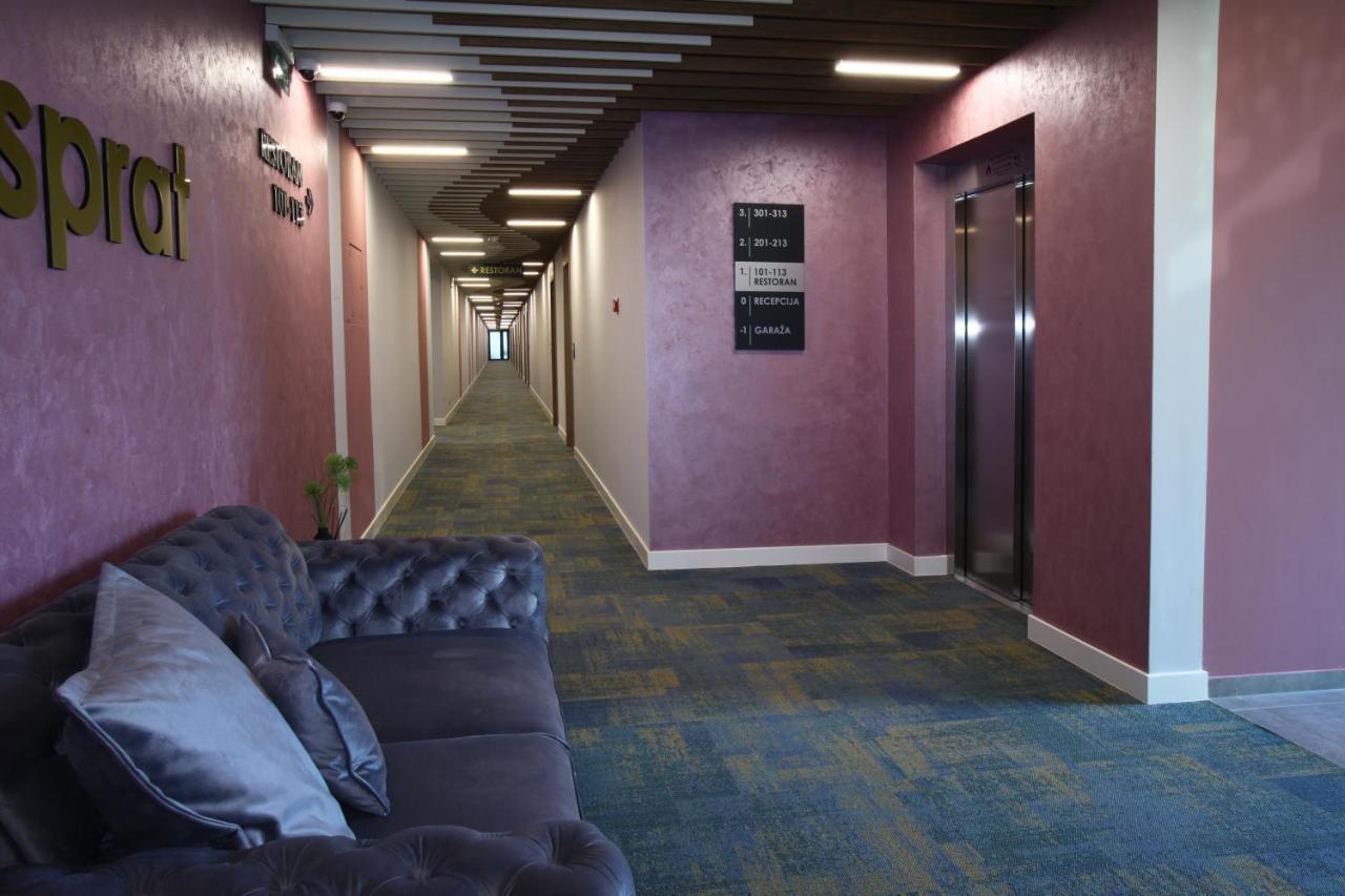Hotel Etna Gracanica  المظهر الخارجي الصورة