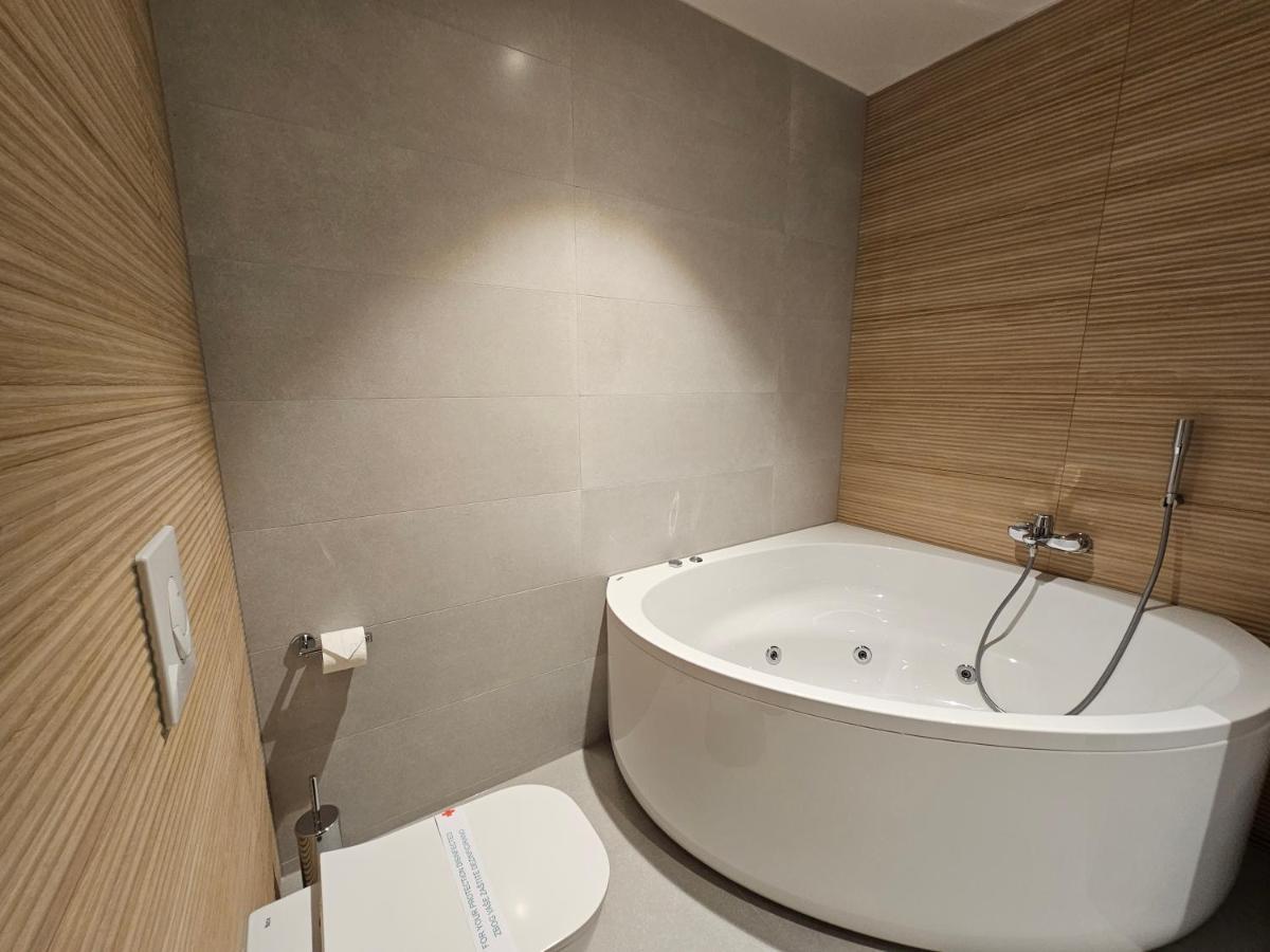 Hotel Etna Gracanica  المظهر الخارجي الصورة
