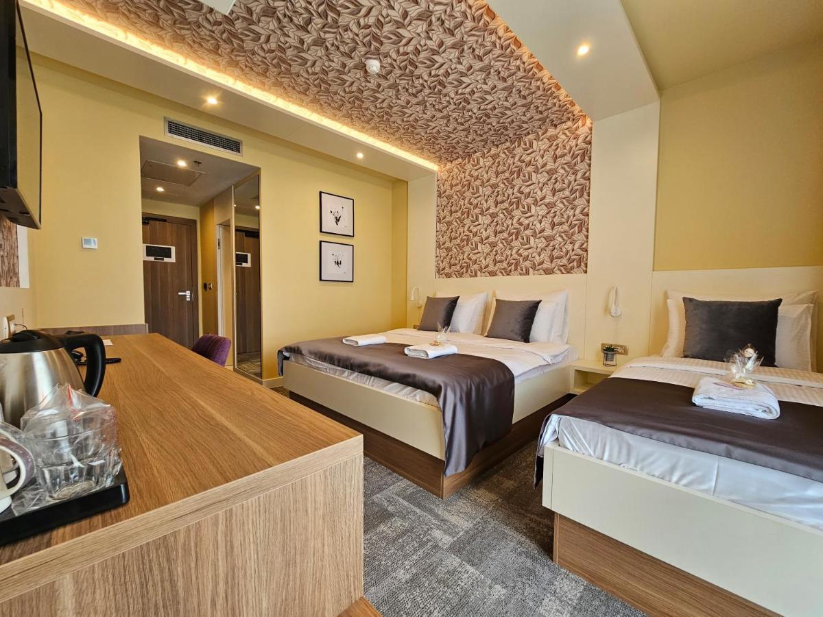 Hotel Etna Gracanica  المظهر الخارجي الصورة