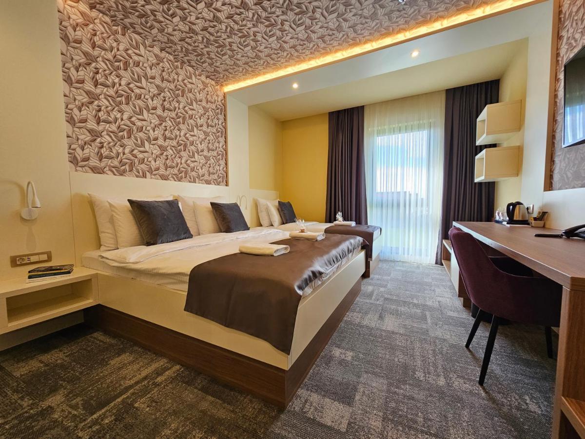 Hotel Etna Gracanica  المظهر الخارجي الصورة