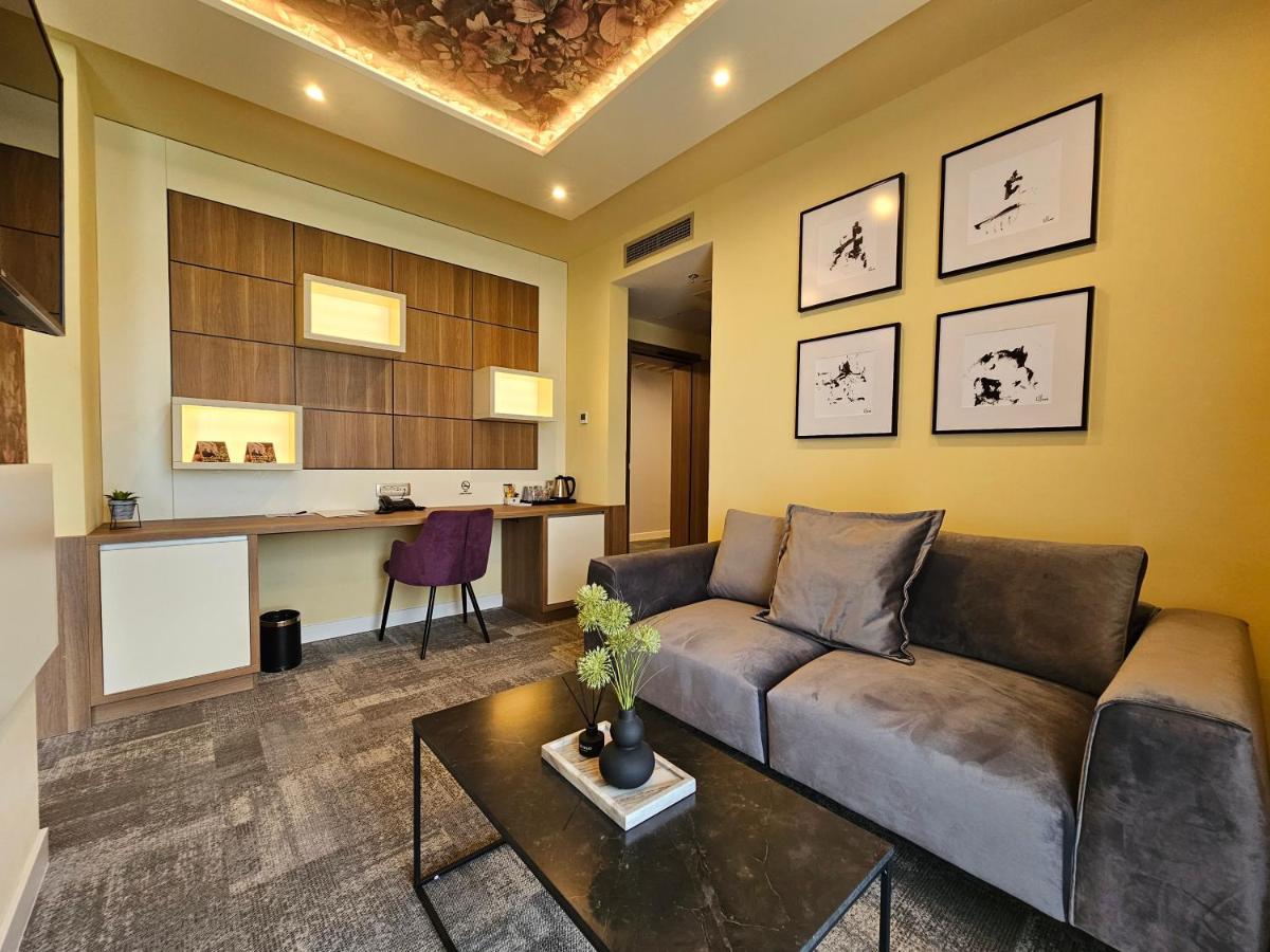 Hotel Etna Gracanica  المظهر الخارجي الصورة